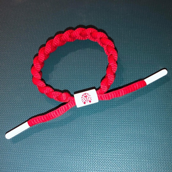 Rastaclat red & white braided bracelet - Picture 4 of 4